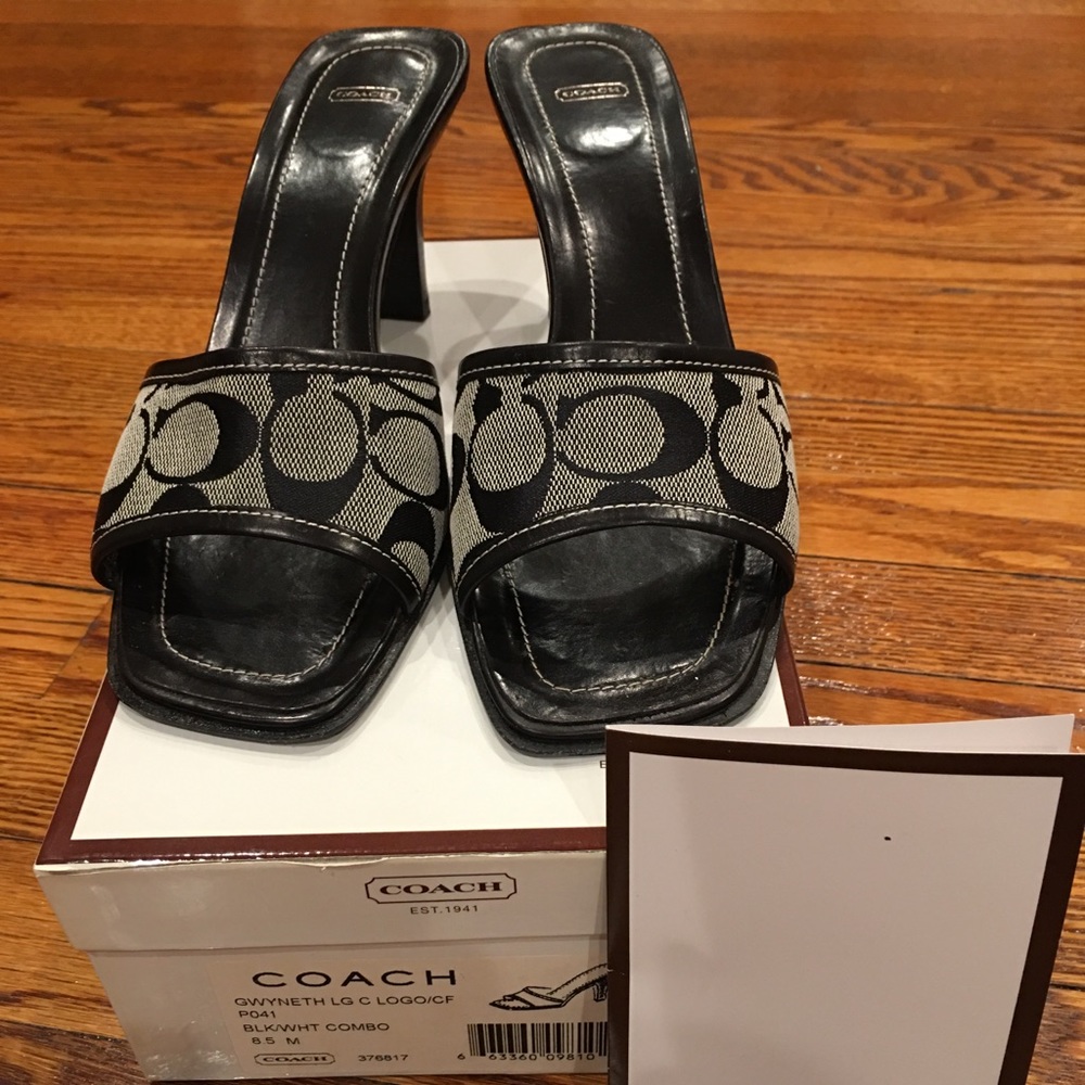 Vintage Coach Signature Gwyneth Sandal Shoe